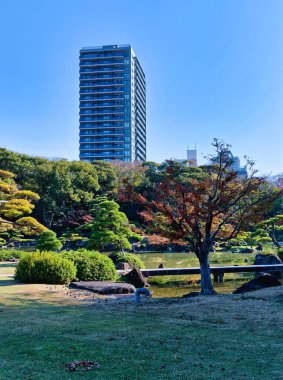 Keitakuen Bahçesi - Tennoji Park, Osaka 'da geleneksel bir Japon bahçesi