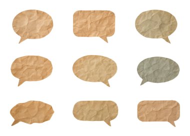 Mesajlar, hatıra defteri ve yaratıcı tasarım için buruşmuş dokusu olan boş eski kağıt konuşma baloncukları.