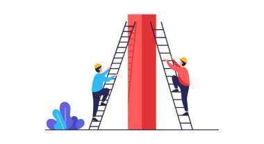 Sarı başlıklı iki inşaat işçisi bir inşaat projesini tamamlamak için kırmızı bir sütunun zıt taraflarındaki uzun merdivenlere tırmanıyorlar..