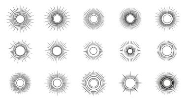 Minimalist tasarım için sade beyaz bir arka planda, temiz siyah çizgi sanat tarzında 15 stilize güneş patlaması ve yıldız patlaması ikonu koleksiyonu.