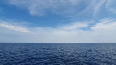 güzel deniz suyu yüzeyi