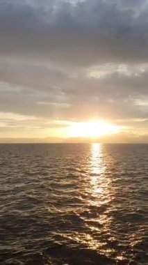 Denizde gün batımı