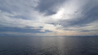 Deniz manzarası çok güzel. Doğa