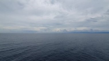 Deniz manzarası çok güzel. Doğa