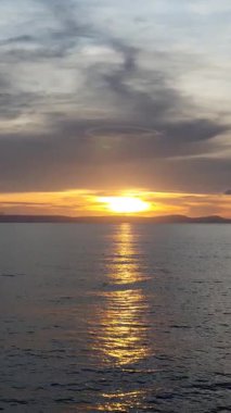 Denizde gün batımı