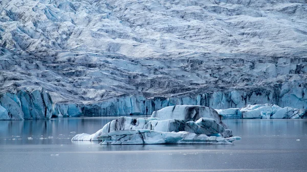 Blaues Eis am Eismeer — Stockfoto