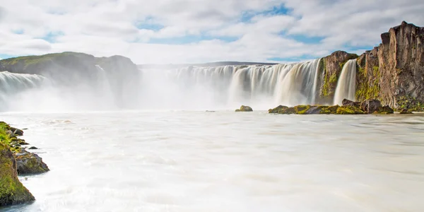 Vattenfallet Godafoss Island — Stockfoto