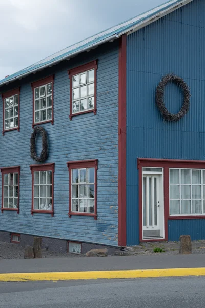 Islandia, calle principal en un día soleado . —  Fotos de Stock