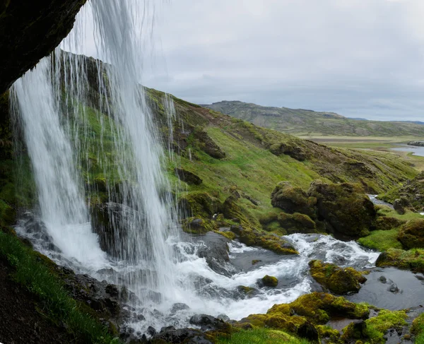 Waterfall with a stream coming down — Stock Photo, Image