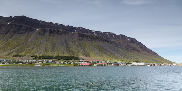 Skyline Isafjordur Islandii — Zdjęcie stockowe