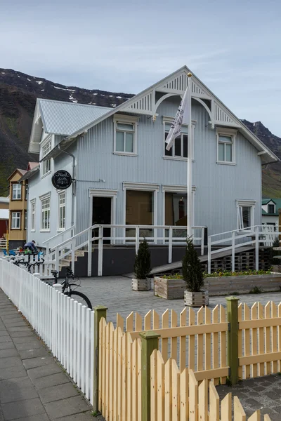 Isafjordur Isafjordur ana cadde — Stok fotoğraf