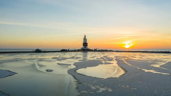 Маяк Паард Зимовому Ландшафті Ванкувері Маркен Нідерланди Ijsselmeer Замерз Сильним — стокове фото