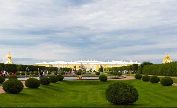 Peterhof a San Pietroburgo . — Foto Stock