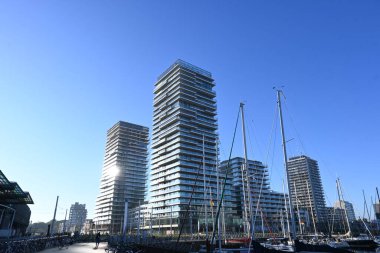 Oostende şehrindeki yüksek binalar, Ostend, Belçika, 24 Ekim 2024