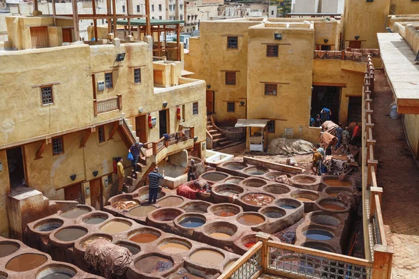 Fez Morocco Μαΐου 2017 Βυρσοδεψείο Στη Φεζ Βιομηχανία Δέψης Στην — Φωτογραφία Αρχείου