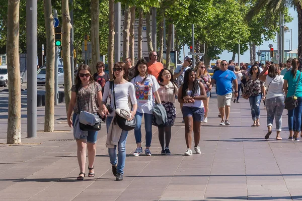 Barcelona Spanyolország Május 2017 Ismeretlen Turisták Séta Passeig Joan Borbo — Stock Fotó