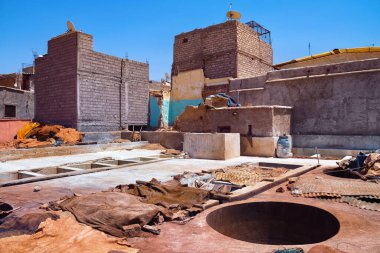 Güneşli bir günde Marakeş 'teki eski tabakhanenin manzarası. Fas