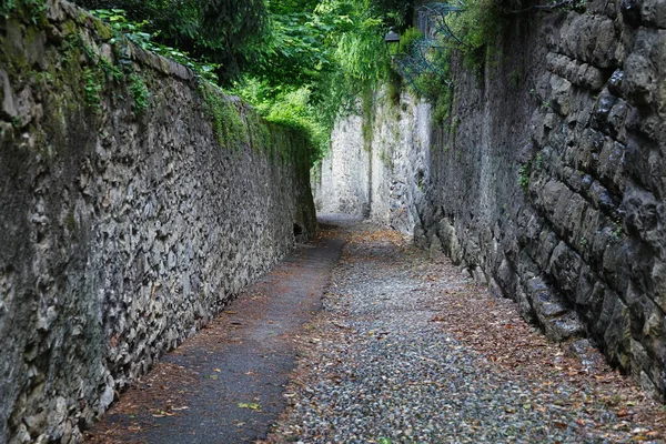 Gamla Gågatan Som Ner Från Övre Bergamo Till Nedre Bergamo — Stockfoto