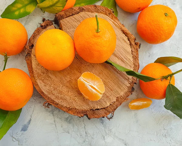 Frische Mandarinen Auf Betongrund — Stockfoto