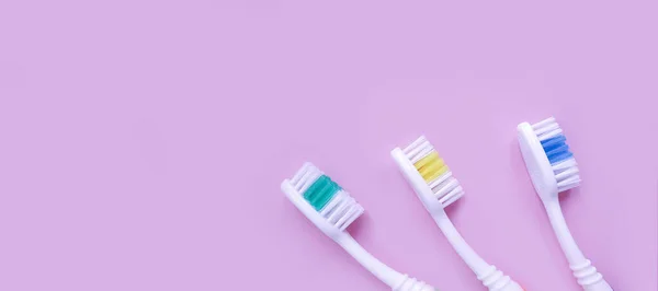 Zahnbürste Zahnpasta Auf Farbigem Hintergrund — Stockfoto