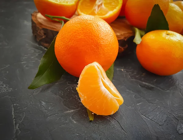 Tangerinas Frescas Fundo Concreto — Fotografia de Stock