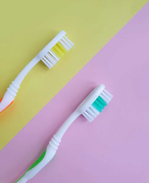 Brosse Dents Sur Fond Coloré — Photo