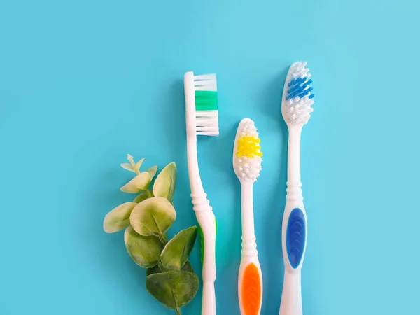 Toothbrush Colored Background — Stock Photo, Image