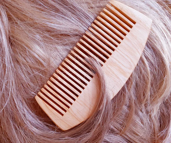 Drewniany Grzebień Piękne Tło Włosów — Zdjęcie stockowe