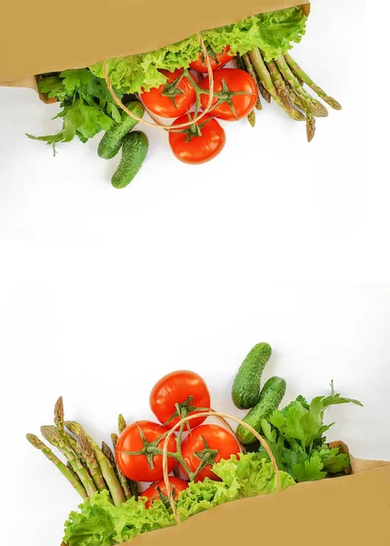 Świeże Warzywa Papierowej Torbie Białym — Zdjęcie stockowe