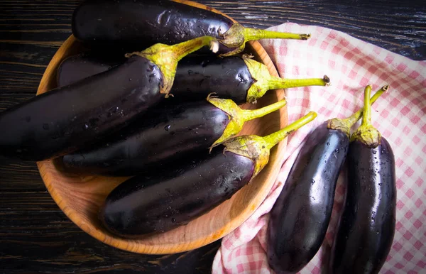 Whole Eggplant Wooden Background — Stock Photo, Image