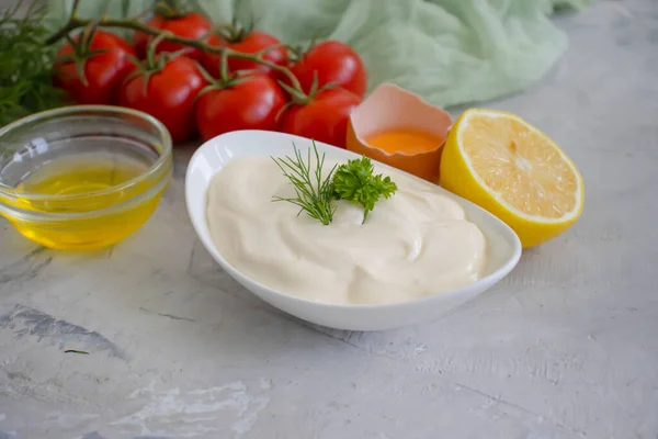 Homemade Mayonnaise Lemon Tomato Concrete Background — Stock Photo, Image