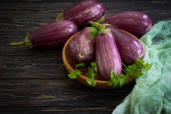 Whole Eggplant Wooden Background — Stock Photo, Image