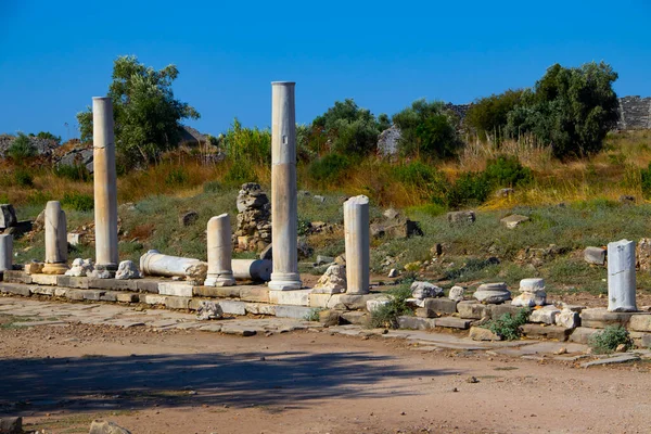 Αρχαιολογική Αρχιτεκτονική Ερείπια Του Αμφιθεάτρου Της Αρχαίας Πόλης Side — Φωτογραφία Αρχείου