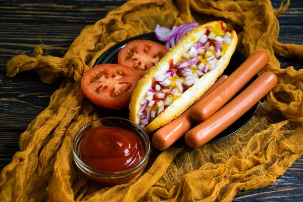 Hot Dog Egy Háttér — Stock Fotó