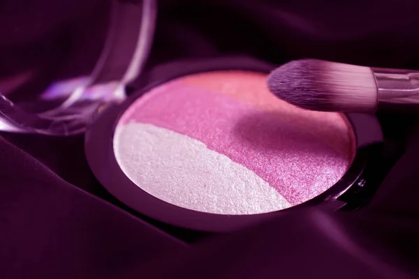Kosmetik Blush Latar Belakang Sutra — Stok Foto
