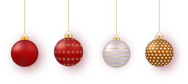 Beyaz Arkaplanda Altın İpliklerle Asılmış Noel Süslemeleri