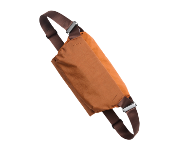 PNG Şeffaf Arkaplanda Yeni Modern El Çantası. Adobe Photoshop Kalem Aracı ile Kesme Yolu. PNG Şeffaf El Çantası