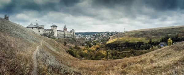 Dramatic Lighting Storm Clouds Gather Medieval Gothic Castle Hill Panoramic — Stock Photo, Image
