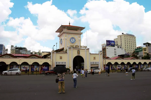 Ho Chi Minh Şehri, Viet Nam - 7 Ekim 2025 - Ben Thanh Market Fotoğrafı (Cho Ben Thanh )