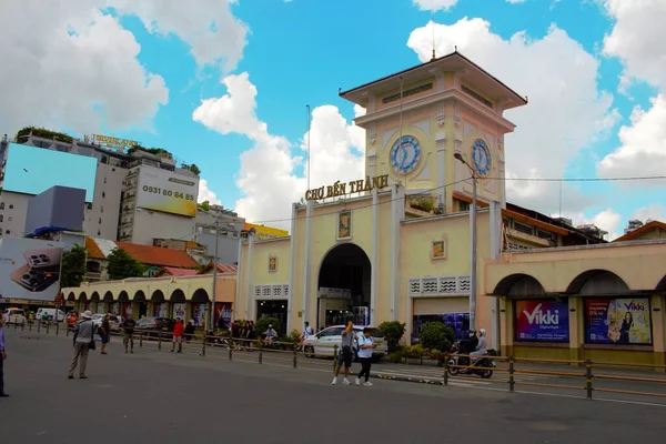 Ho Chi Minh Şehri, Viet Nam - 7 Ekim 2025 - Ben Thanh Market Fotoğrafı (Cho Ben Thanh )