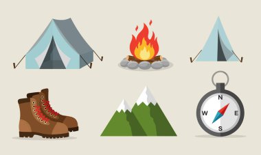 Kamp malzemeleri, kamp ateşi, yürüyüş botları, pusula ve dağların yer aldığı illüstrasyon, açık hava macera temaları için mükemmel..