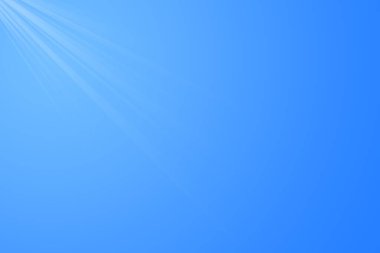 Mavi gökyüzündeki güneş. Parlak sıcak güneş ve mercek açık yaz gökyüzünde parlıyor, güneş ışınlarıyla parlıyor..