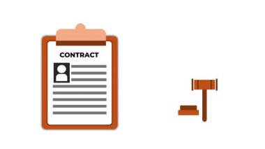 Gavel 'le Yasal Sözleşme Teftişi ve Onay Süreci. İş Anlaşması Belgesi İmzalama. Adalet ve Hukuk Konsepti.