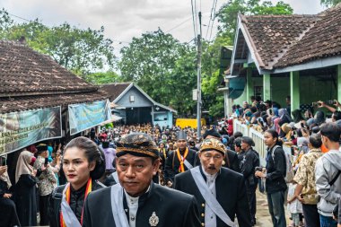 Jogja, 5 Eylül 2025. Sri Susuhunan Pakubuwono XIII 'ün cenazesi Mataram Kraliyet Mezarları Kompleksi, Imogiri, Bantul, Yogyakarta Özel Bölgesi.