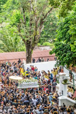 Jogja, 5 Eylül 2025. Sri Susuhunan Pakubuwono XIII 'ün cenazesi Mataram Kraliyet Mezarları Kompleksi, Imogiri, Bantul, Yogyakarta Özel Bölgesi.