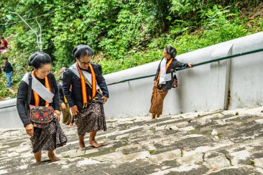 Jogja, 5 Eylül 2025. Sri Susuhunan Pakubuwono XIII 'ün cenazesi Mataram Kraliyet Mezarları Kompleksi, Imogiri, Bantul, Yogyakarta Özel Bölgesi.