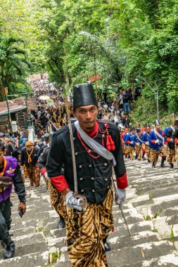 Jogja, 5 Eylül 2025. Sri Susuhunan Pakubuwono XIII 'ün cenazesi Mataram Kraliyet Mezarları Kompleksi, Imogiri, Bantul, Yogyakarta Özel Bölgesi.