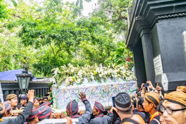 Jogja, 5 Eylül 2025. Sri Susuhunan Pakubuwono XIII 'ün cenazesi Mataram Kraliyet Mezarları Kompleksi, Imogiri, Bantul, Yogyakarta Özel Bölgesi.