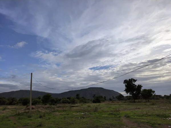 Dağların güzel manzarası