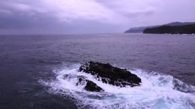 Japonya 'nın en güzel yerlerinden çarpıcı hava manzarası! Portfolyomu kontrol et, dünyanın her yerinden 4k 60 FPS İHA atışları var..